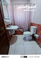  5 للبيع شقه طابقيه اسكان جديد وحالة شقه ممتاز جدا بحاجه لدهان فقط 3 غرف ومعيشى ومنهم غرفه ماستر ......
