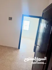  7 مكتب  فارغ للإيجار صويلح