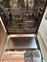  4 جلاية هايسنس بحالة ممتازة للبيع استعمال بسيط