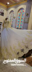  3 فستان عروسه للايجار