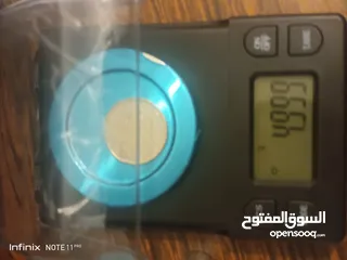  13 ميزان الكتروني ذهب و فضه و مجوهرات و مستحضرات ثمنيه و طبيه مع وزنه ومحقان وملقط