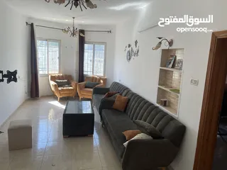 3 بيت مستقل للبيع