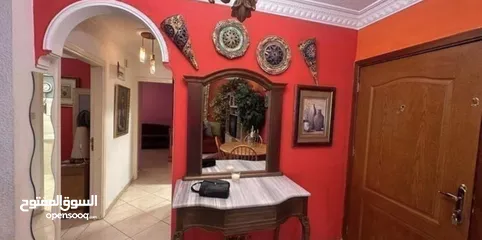  17 شقة غير مفروشة للبيع و ممكن البيع مفروش