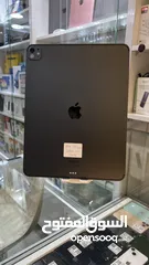  1 Apple iPad Pro 13 inch m4 / 256GB WiFi + Calluler / Battery : 94%