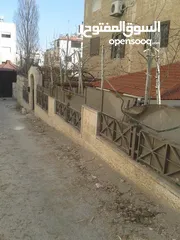  3 الرابية شقة طابق ارضي للبيع