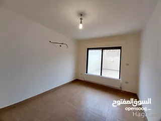  7 شقه طابق شبه ارضي بمساحه 125 م مع الترس بمساحه 200 م للبيع في شارع عبد... ( Property ID : 31126 )