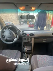  3 مرسيدس a140 1999 قير عادي مكيف سنتر بحاله جيده جدا 5مقاعد لون ابيض