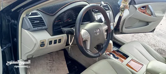  11 سيارة للبيع تيوتا كامري 208
