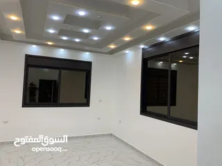  4 شبه فيلا للإيجار في ماركا الشمالية