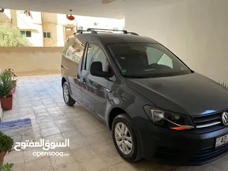  4 VW caddy 2017 in very good condition special color