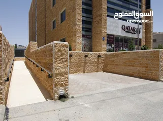  9 مبنى خلاب في منطقة الشميساني متوفر عدة مساحات تصلح لمنظمات او شركات خاصة
