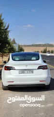  9 Tesla Model 3 Standerd Plus 2022 ابيض وداخليه ابيض جمرك جديد شهر 12‎ بسعر 20 الف بدون الرقم