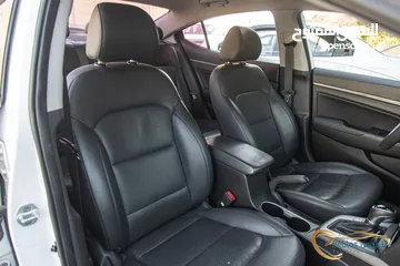  12 Hyundai Avanti 2017