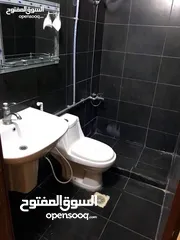  20 شقه للبيع مفروشه مقسمه 3 ستوديوهات مفروشه ومؤجره 600 د شهري