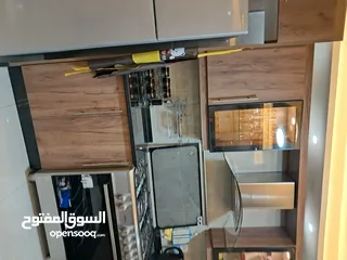  2 للايجار متاحه من تاريخ 15\6لغايه 27\6شقه محدثه نظام تشطيب كامله فندقي فرش مجهز فندق تفصيل