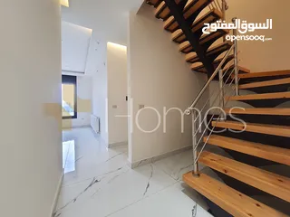  2 شقة اخير مع روف دوبلكس للبيع في حي الصحابة بمساحة اجمالية 216م