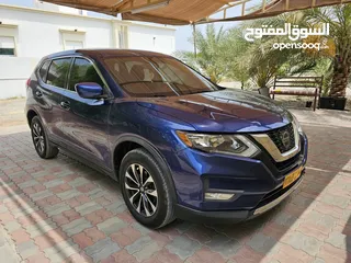  9 NISSAN ROGUE 2018