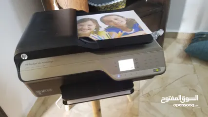  4 طابعة ملونة مع سكانر ويرلس وحبر معبى