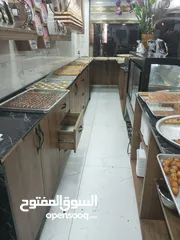  4 عدة محل حلويات كاملة للبيع بسعر مغري