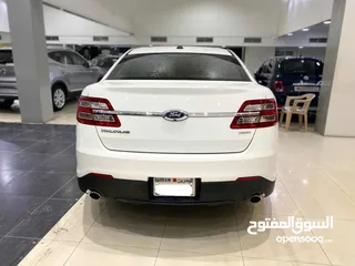  6 Ford Taurus 2018 (White)