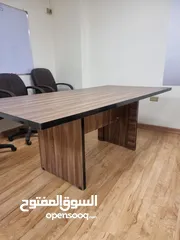  7 كراسي مكتب وطاوله اجتماعات للبيع