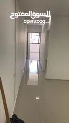  8 مكتبين جنب بعض 61 و 53 منر