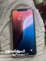  3 موجود iPhon  12 pro max اقرأ الوصف
