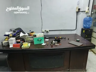  1 مكتب مدير للبيع بسعر البلاش