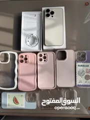  2 ايفون 14 برو ماكس لون ذهبي بحالة ممتازة 128 غيغابايت مع الشاحن والكرتونة والكفرات مجاناً
