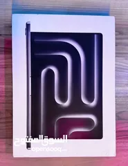  3 MakBook pro (m3) حجم 16 رام 18 هارد 512 نضافة 100% لون الجديد الاسود عدد دورات شحن 40 يعني زيرو