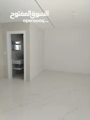  20 شقة طابق اخير مع روف فاخرة في اجمل مواقع طبربور من المالك مباشرة