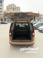  15 فولكس فاجن كادي ترخيص 2022 محرك 2000 ديزل  جير عادي  ركاب 4+1