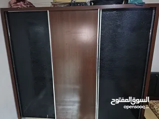  6 غرفة نوم شبابيه بحاله جيده