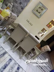  1 افخم وارقى طاولة سفرة خشب زان ثقيل والفرش وتر بروف، استعمال بسيط لون شمبان.