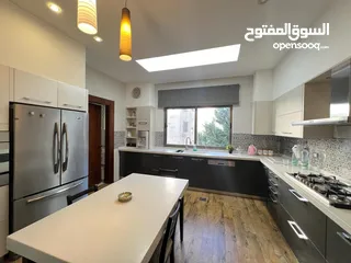  3 شقة مفروشة MODERN في - عبدون - مساحة 220 متر ثلاث غرف نوم (6600)