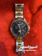  1 ساعات مستعمله بحاله الجديد ، نوع سيكتور و آلبا