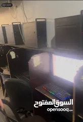  1 محل نت كامل من أجهزه و كمبيوتر و ثلاجه