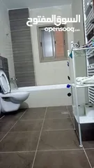  2 شقه فارغة للايجار في الشرفه قرب  حلويات ايفل