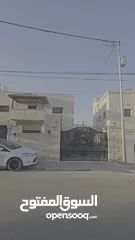  1 بيت حجر  طابقين مستقل للبيع في أريحا-حي كتف الواد