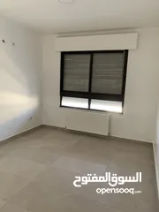 16 شقة طابق ثالث للايجار في حي الصحابة