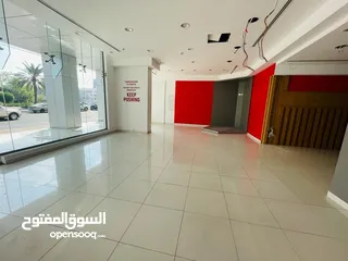  3 Showroom For Rent In Diplomatic Area