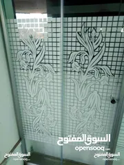  12 معرض القدس للزجاج والمرايا والبراويز والسيكوريت والليكسان