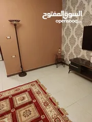  9 متوفره بعد 8/15  شقه  سوبر ديلوكس كل شي فيها تقريبا جديد مفروشه للايجار  اسبوعي .شهري او سنوي
