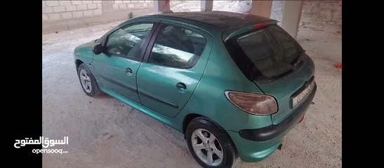  6 بيجو 206 Peugeot 206 /اوتوماتيك  ترخيص سنه كامله مرفق ورقه فحص سعر 2000 دينار