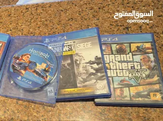  3 Ps4 500g بلايستيشن 4 و ثلاث ايدين اصليات شغالة 100٪؜ مع كامل اسلاكها