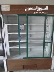  3 يوجد ثلاجة عرض خدمة ذاتية مستعمله نظيفه نظيفه للبيع الفوري للجادين بالشراء