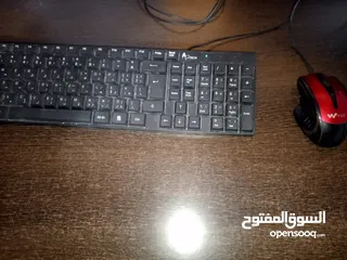  2 كمبيوتر مستعمل شبه جديد للبيع مستعجل (قابل للتفاوض)