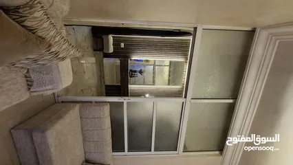  3 باب ألمنيوم سحاب