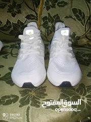  12 حذائين اديداس  ultra boost جديد بسعر لقطة الافضل للمشي و الركض