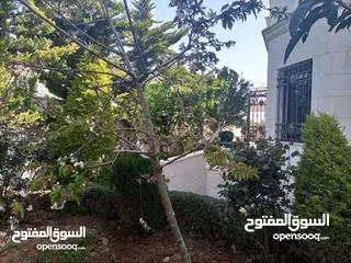  2 الظهير فيلا مستقله فخمه جدا فن معماري عاليه ومطله اجمل موقع مكون من اكثر من سكنه